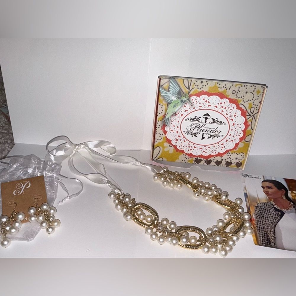 Plunder Gold and White Statement Necklace February Plunder Posse